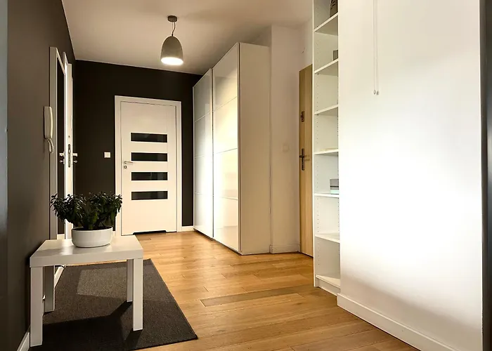 Masarska Apartment - Self Check-In 20H - Parking&Lift